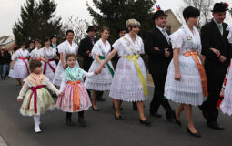 Les déguisements pour les fêtes traditionnelles comme carnaval et mardi gras