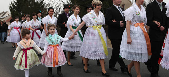 Les déguisements pour les fêtes traditionnelles comme carnaval et mardi gras